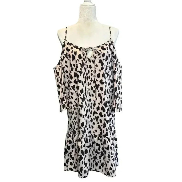 Cold Shoulder Cheetah Print Mini Dress Size L - Picture 2 of 10